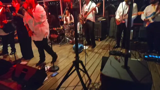 Encore of Lexington live on Facebook — video 16