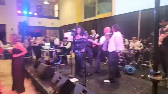 Encore of Lexington live on Facebook — video 18
